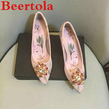 Новые розовые женские туфли-лодочки свадебные туфли с острым носком и сеточкой с принтом лилии женские осенние дамские туфли мэри джейн на высоком каблуке с цветочным узором 2024 - купить недорого
