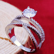 Huitan-anillo de compromiso de boda con giro geométrico bonito para mujer, accesorios de solitario romántico con Micro pavimento, anillo femenino 2024 - compra barato