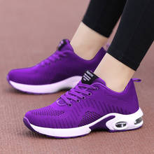 Tênis feminino roxo plataforma, sapato casual de malha respirável para mulheres da moda para treino, vermelho, primavera preto 2024 - compre barato