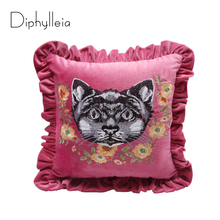 Diphylleia-funda de cojín de terciopelo de lujo, bordado de gato con diseño de volantes, decoración para el hogar, funda de almohada rosa, envío gratis 2024 - compra barato