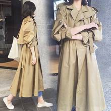 Тренчкот женский свободного покроя, модная ветровка с поясом, длинное пальто в Корейском стиле, красивая однотонная верхняя одежда, осень 2020 2024 - купить недорого