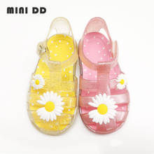 Mini dd alta verão 2021 nova pequena daisy menina sandálias flor crianças geléia sapatos coreano roma geléia praia sapatos dd016 2024 - compre barato