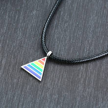 Collar de triángulo de arco iris Gay, colgante de peltre de orgullo geométrico lésbico LGBT para mujeres y hombres, joyería 2024 - compra barato