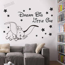 Мультфильм муха слон Qoutes Dream Big Little One настенные наклейки детская комната Домашний Декор виниловые художественные наклейки на стену в детской Y299 2024 - купить недорого