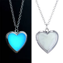 Collar con colgante en forma de corazón azul fluorescente para mujer, joyería creativa de cadena de clavícula para fiesta, regalos románticos de San Valentín 2024 - compra barato