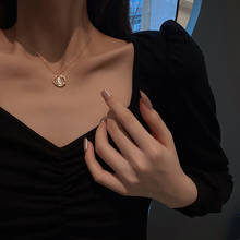 Novo simples e elegante geométrico opala pingente de titânio colar de aço feminino temperamento requintado clavícula corrente 2024 - compre barato