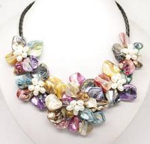Потрясающее многоцветное кожаное ожерелье с пресноводным жемчугом и морскими ракушками, 18 дюймов 2024 - купить недорого