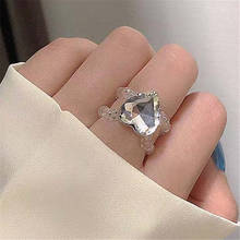 Изысканное эластичное кольцо в форме сердца с прозрачным кристаллом Регулируемые кольца на палец для женщин модные свадебные украшения аксессуары 2024 - купить недорого