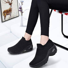 Zapatillas de deporte con plataforma para mujer, zapatos informales de malla transpirable a la moda, calcetín negro, novedad de verano 2020 2024 - compra barato