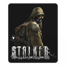 Sombra perseguidor de chernobyl engraçado mouse pad máscara de gás antiderrapante tapete de mesa almofadas de borracha gamer computador portátil 2024 - compre barato