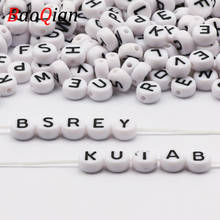 Contas de letras acrílicas para fazer jóias, colar diy com contas da cor branca 4x7mm, 100-500 peças 2024 - compre barato