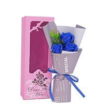 Красивый букет из искусственной розы, подарок в коробке, юбилей, поздравление, свадебное мыло, цветы, увековеченный цветок, 3 головы, День матери 2024 - купить недорого