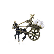 Broche de transporte de cavalo de metal, broche vintage para mulheres, camisa, gola, alfinetes, pérola, cachecol, fivela, decote, acessórios de roupas 2024 - compre barato