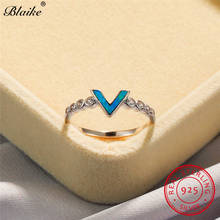 Женское кольцо с голубым белым огненным опалом, 925 пробы Серебряное кольцо с буквой V для женщин, обручальные кольца, минималистичные тонкие кольца, циркониевое ювелирное изделие 2024 - купить недорого