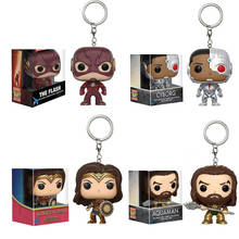 FUNKO-Llavero de superhéroe de la Liga de la justicia, llavero de Flash, Aquaman, cyborgh, Wonder Woman, Batman, regalo de acción para Navidad 2024 - compra barato