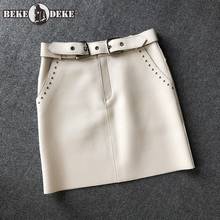 Minifalda Sexy de cuero genuino para mujer, falda de corte entallado, con bolsillos y remaches, de calle, Punk, blanco y negro 2024 - compra barato