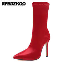 Botas de tacón alto de aguja para mujer, zapatos femeninos de Punta puntiaguda, elásticos al tobillo, de diseñador extremo, de lujo, color rojo satinado, 2021 2024 - compra barato