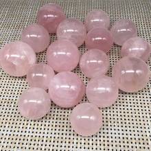 Натуральный розовый кварц массажный шар полированные минералы камни и кристаллы лечебная Сфера украшения дома 2024 - купить недорого