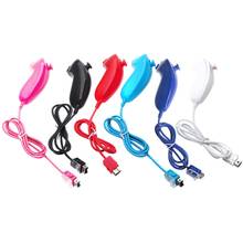 Nunchuck Nunchuk игровой контроллер пульт дистанционного управления для консоли Nintendo Wii 5 цветов розничная продажа 2024 - купить недорого