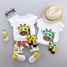 Ropa de dos piezas para niño, camiseta de dibujos animados, Top + Pantalones cortos, traje para bebé, conjunto informal, atuendo activo para niña 2024 - compra barato