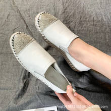 Белые женские эспадрильи со стразами; обувь из натуральной кожи на плоской подошве в рыбацком стиле; женские повседневные лоферы; разноцветная обувь из воловьей кожи 2024 - купить недорого