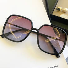 Gafas de sol cuadradas con gradiente para hombre y mujer, lentes de sol unisex de gran tamaño, de marca de lujo, antiazul, para ordenador, 100% 2024 - compra barato