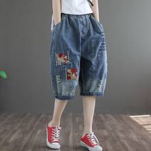 Novo 2021 verão das mulheres de cintura alta harem jeans na altura do joelho calças azuis bordados vintage casual solto denim calças capri 2024 - compre barato