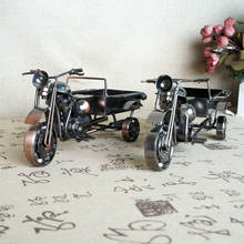 Decoração de mesa artesanal estatuetas 23*10*10cm, artesanal de metal triciclo artesanal, presentes em miniatura, modelo de motocicleta agrícola 2024 - compre barato