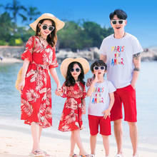Roupas de verão para família, vestidos de praia, mãe e filha, chiffon vermelho, camiseta do papai, filho + shorts, roupas de combinação 2024 - compre barato