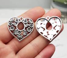 Dijes de corazón de flores chapadas en plata antigua, suministros de bricolaje, accesorios de joyería, 30x30mm, 10 unids/lote 2024 - compra barato