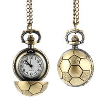 Ретро-часы в форме футбольного мяча, бронзовые круглые кварцевые карманные часы с цепочкой, ожерелье, ювелирные подарки EIG88 2024 - купить недорого