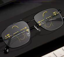 Gafas de lectura multifocales para hombre, lentes de aleación de titanio ultralivianas, doble puente, ver cerca y lejos, graduales + 0,75 + 1 + 1,5 + 1,75 + 2 a + 4 2024 - compra barato