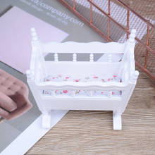 Cuna moderna de muebles de madera blanca para bebé, casa de muñecas para habitación de niños, 1:12 en miniatura, 1 ud. 2024 - compra barato