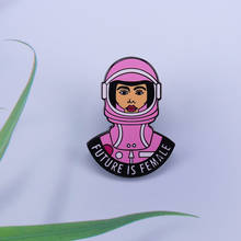 El futuro es mujer astronauta Babe pin esmaltado pin feminista 2024 - compra barato