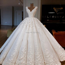 Ivory V-Neck Wedding Dress Applique Beaded Satin Sequins Sleeveless Ball Gown Floor-Length Court Wedding Dress 2024 - buy cheap