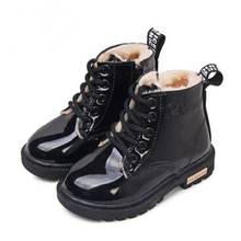 Новинка 2020, зимние детские зимние ботинки из искусственной кожи, водонепроницаемые детские ботинки, бархатные Ботинки Martin, повседневная обувь для мальчиков и девочек, модные кроссовки 2024 - купить недорого