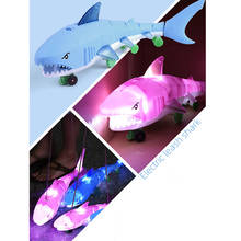 2020 оригинальная детская электрическая акула игрушка поводок свет музыка универсальная пластиковая светодиодная игрушка 2024 - купить недорого