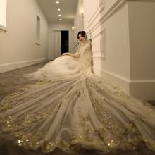 2021 novo elegante véu de casamento ouro longo flores sonhador bonito borda do laço véu nupcial com pente acessórios casamento velo 2024 - compre barato