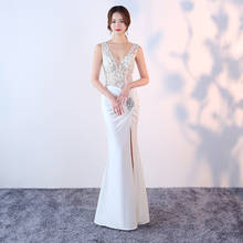 Модное Новое сексуальное платье Чонсам с бусинами, современные китайские вечерние платья с глубоким v-образным вырезом Qi Pao, женское китайское платье Qipao, белое кружевное платье 2024 - купить недорого
