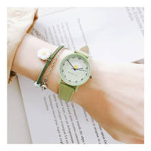 Exquisitos relojes de flores a la moda para mujer, relojes de pulsera elegantes con diseño de margaritas, reloj de cuero de cuarzo femenino con número Simple 2024 - compra barato