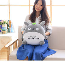 Juguetes de peluche de Totoro con dibujos animados, manta de franela suave, calentador de manos relleno, cojín de dormitorio para niños, regalo para novia 2024 - compra barato