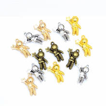 100pcs 20x14mm Metal Alloy Spaceman Charms Pendant Accessories For Bracelet Earrings Necklace Jewelry Making 2024 - buy cheap