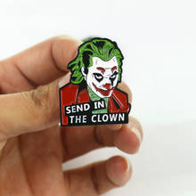 Broche esmaltado de Joker para mujer y hombre, Pin e insignia de payaso en mochila, Broche para ropa, regalo 2024 - compra barato