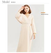 Горячая продажа модное Miyake складное Новое Стильное платье с v-образным вырезом и длинными рукавами в наличии 2024 - купить недорого