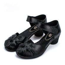 Sandálias femininas de couro legítimo, sapatos de salto alto confortável, estilo vintage, flores artesanais, sandálias femininas para o verão, 2019 2024 - compre barato