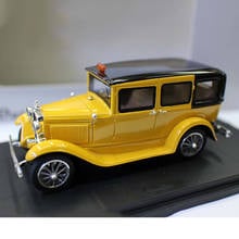 Ornamentos de brinquedo em resina para meninos, ornamentos de liga metálica fundida 1:43 para carro e táxi, modelo estático de coleção de decoração e exibição de presentes para meninos 2024 - compre barato