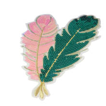 Cores rosa verde sonhador pena apliques costurar ferro em remendos de lantejoulas bordados emblemas para roupas diy artesanato decoração 2024 - compre barato