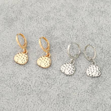Brincos de argola pequenos irregular, simples, redondos, para mulheres, metal dourado, geométricos orelha oval, pingente, joias, 1 par 2024 - compre barato