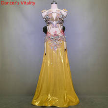 Женская одежда для соревнований по танцам живота, подгонянный бюстгальтер с бриллиантами, юбка с поясом, восточный индийский костюм для танца барабана 2024 - купить недорого
