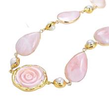 GG Jewelry-collar de cadena con perla blanca en forma de lágrima para mujer, Gargantilla de cuarzo rosa Coral Rosa, flor de Conca de Reina, cadena dorada, 23" 2024 - compra barato